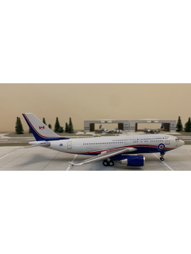 HOBBY MASTER 1:200 CANADA GOVERNMENT POLARIS AIRBUS A310