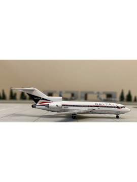 AURORA MODEL 1:400 DELTA BOEING 727-100