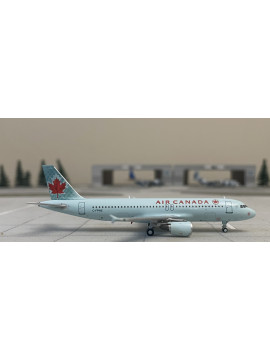 PANDA MODEL 1:400 AIR CANADA AIRBUS A320