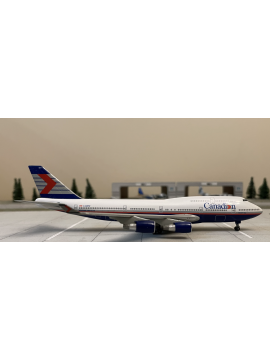 DRAGON 1:400 CANADIAN BOEING 747-400