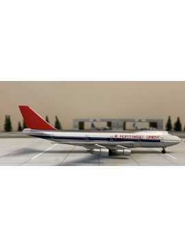 DRAGON 1:400 NORTHWEST ORIENT BOEING 747-200