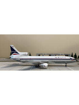 B-MODEL 1:200 DELTA L-1011-385-1 